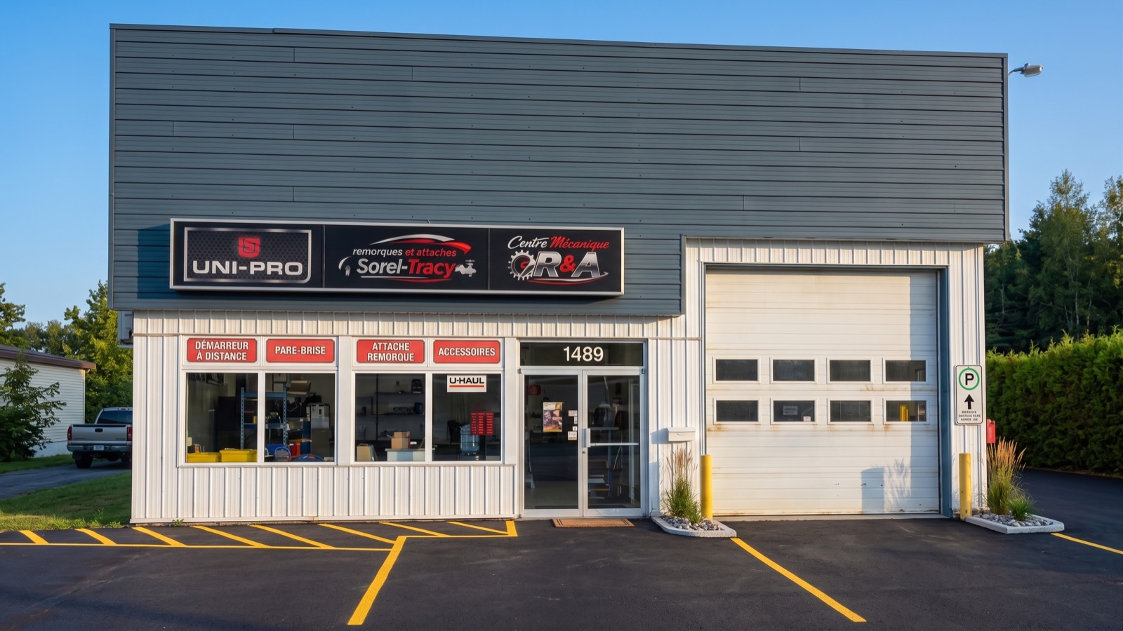 Façade du magasin Remorques et attaches Sorel-Tracy au 1489, boulevard Fiset